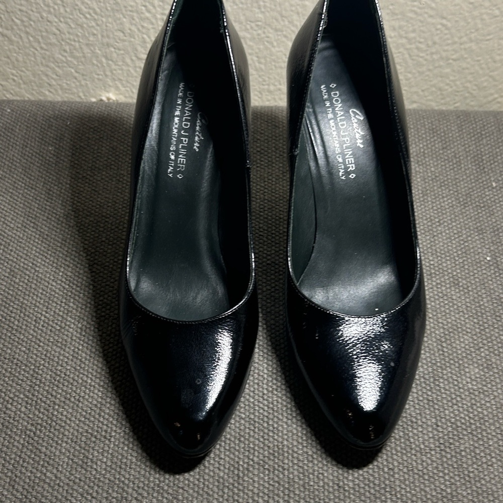 Donald J. Pliner Black Women's Heels